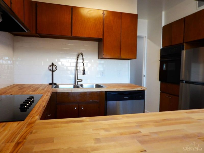 810 Matson Place, Unit 703, Cincinnati, OH 45204 Photo 16