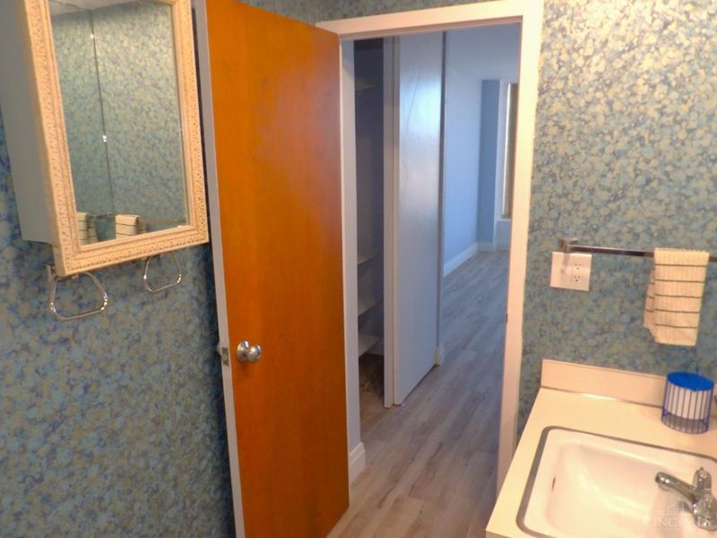 810 Matson Place, Unit 703, Cincinnati, OH 45204 Photo 33