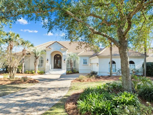 443 Captains Circle, Destin, FL 32541