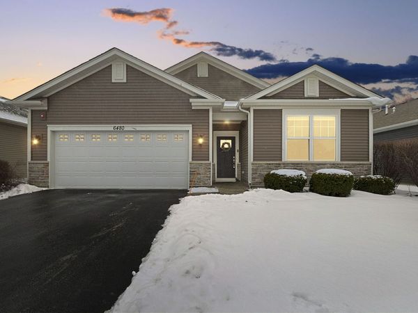 6480 Doral Drive, Gurnee, IL 60031