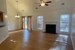 654 Bridlewood Lane Lane photo 4