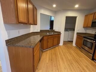 654 Bridlewood Lane Lane Photo 6