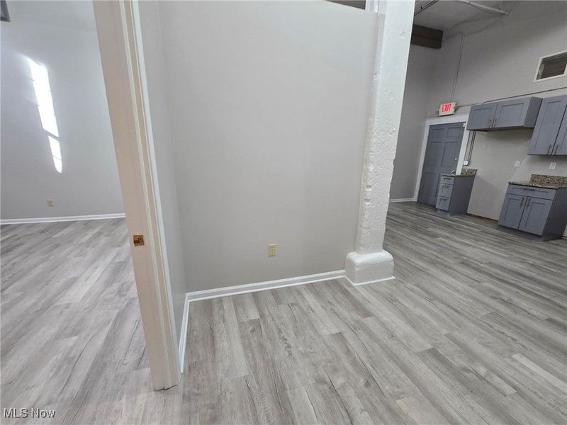 1667 E 40th Street, Cleveland, OH 44103 Photo 27