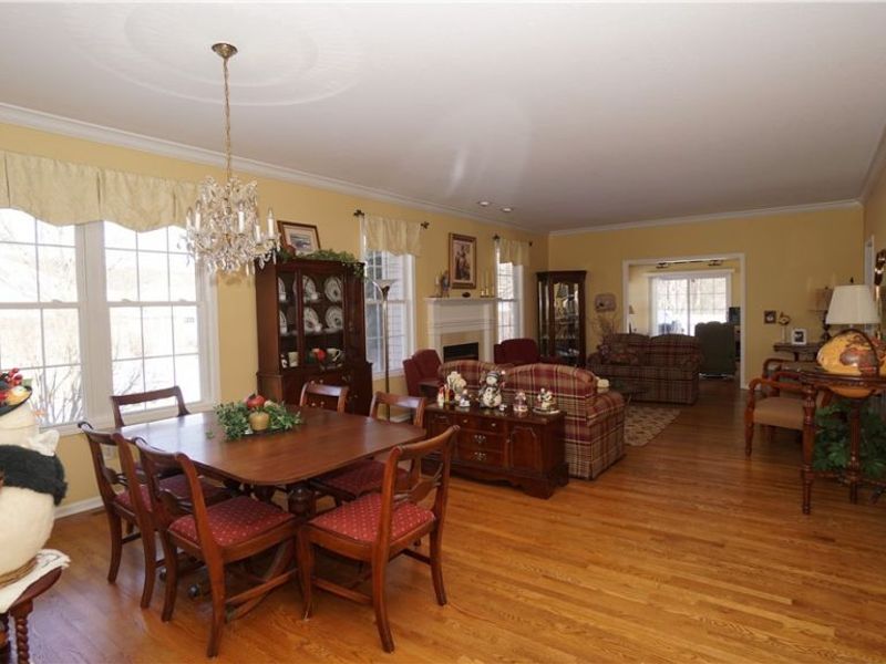 519 Cheswyck Court, Akron, OH 44321 Photo 12