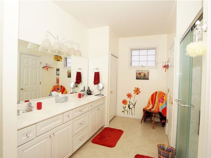 519 Cheswyck Court, Akron, OH 44321 Photo 16