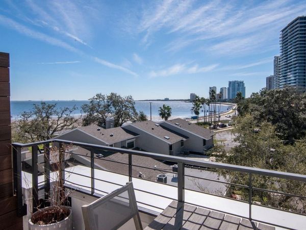 2810 W BARCELONA STREET, TAMPA, FL 33629