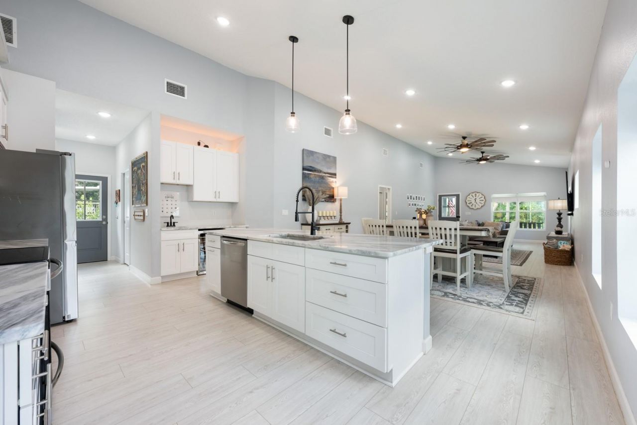 141 W Main Street, Lake Helen, FL 32744 Photo