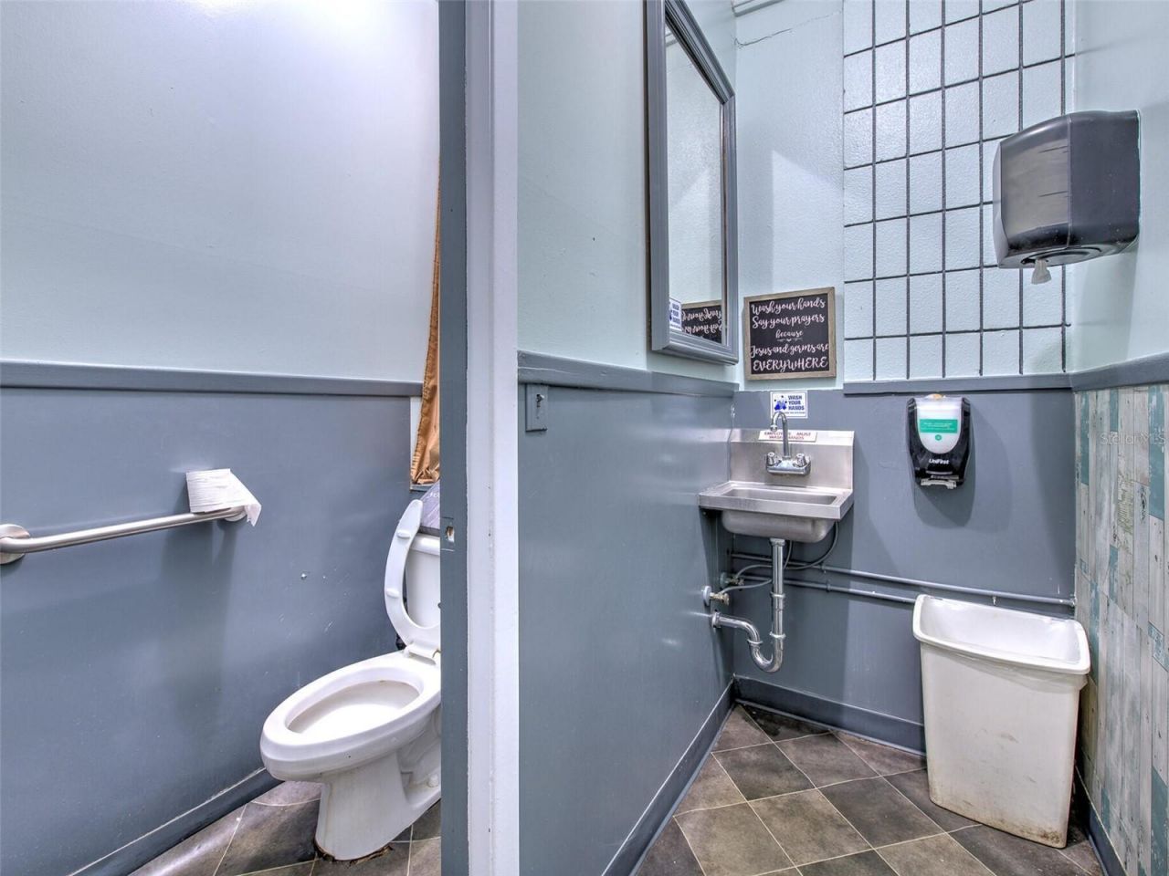 8001 S 301 Highway, Riverview, FL 33578 Photo