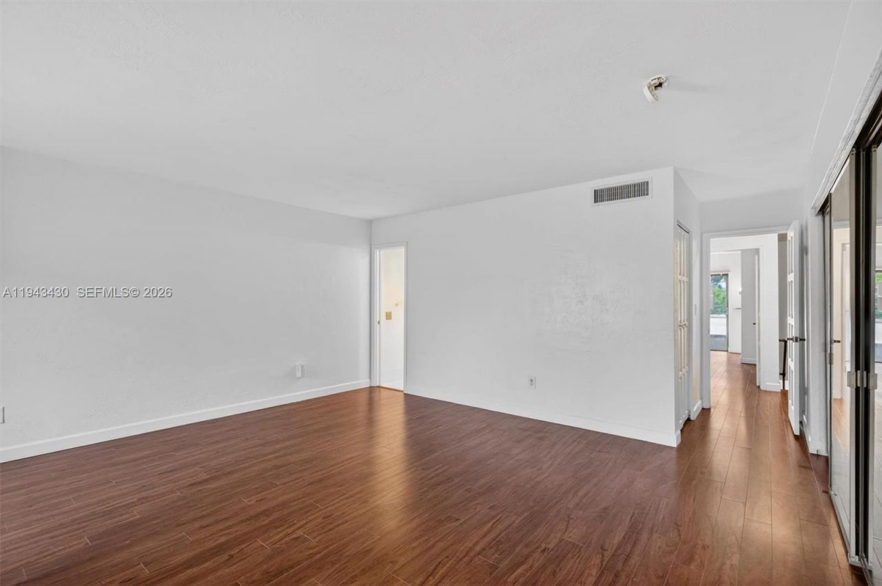 8896 SW 62nd Ter, Unit 7-G, Miami, FL 33173 Photo