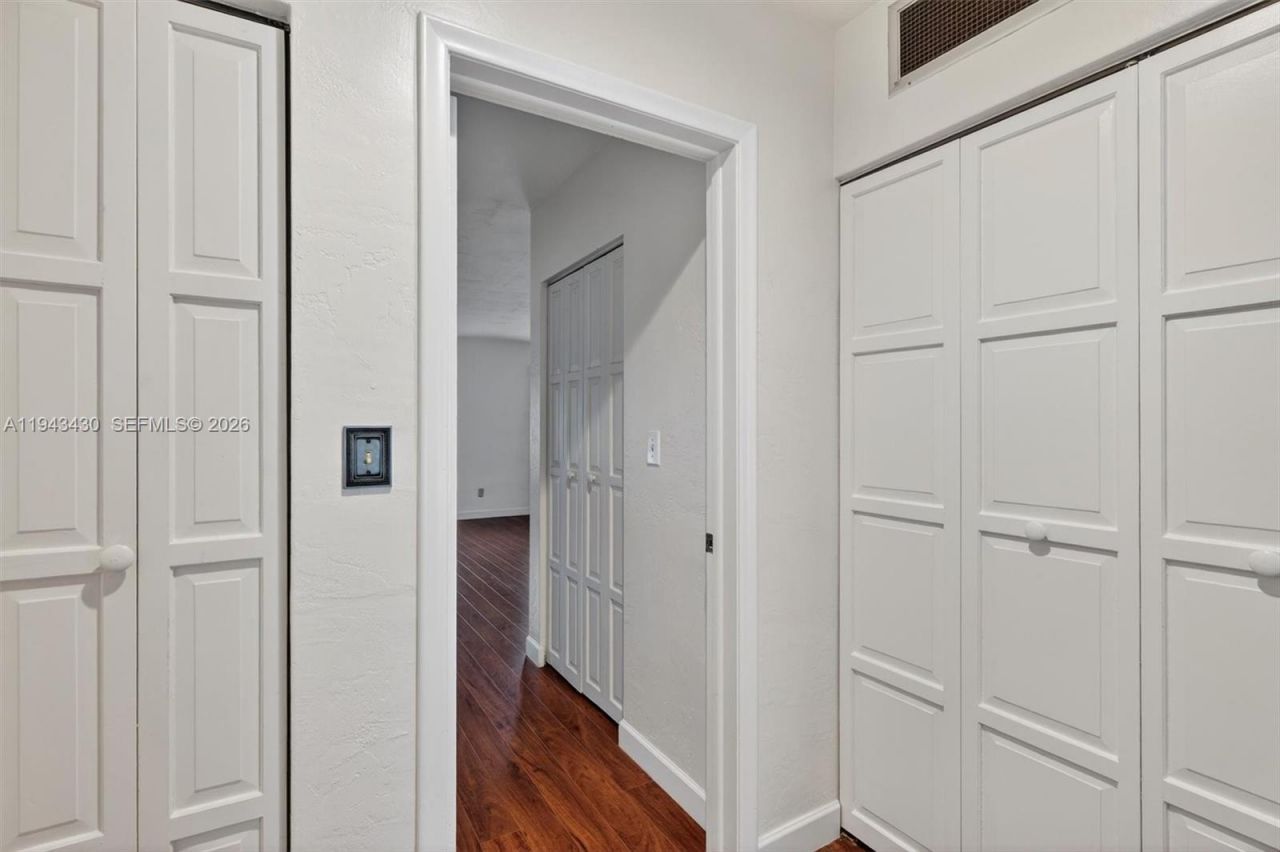 8896 SW 62nd Ter, Unit 7-G, Miami, FL 33173 Photo