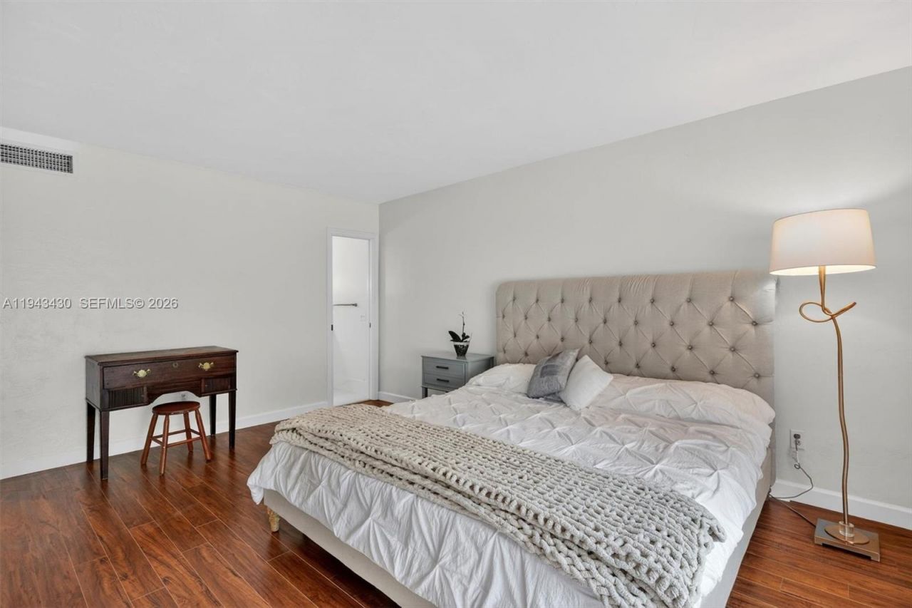 8896 SW 62nd Ter, Unit 7-G, Miami, FL 33173 Photo