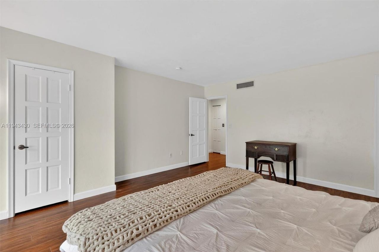 8896 SW 62nd Ter, Unit 7-G, Miami, FL 33173 Photo