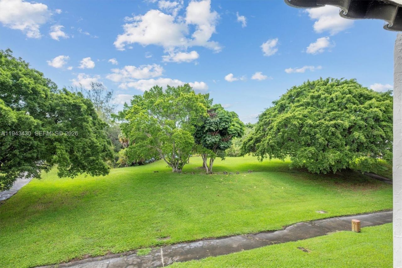 8896 SW 62nd Ter, Unit 7-G, Miami, FL 33173 Photo