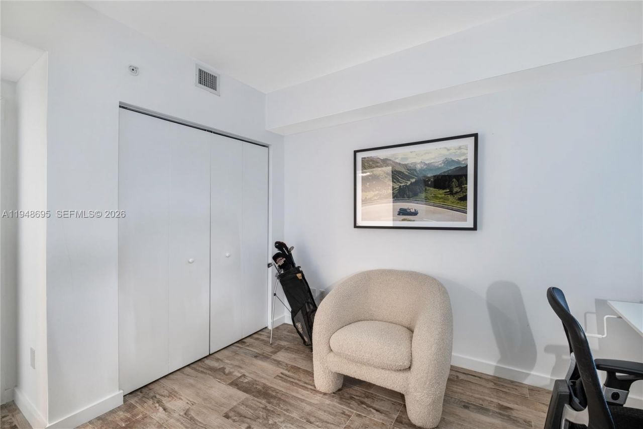 650 NE 32nd St, Unit 4306, Miami, FL 33137 Photo