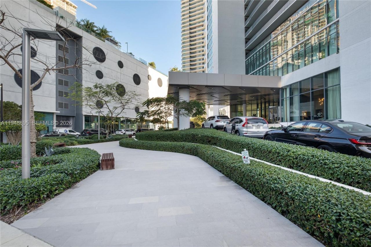 650 NE 32nd St, Unit 4306, Miami, FL 33137 Photo