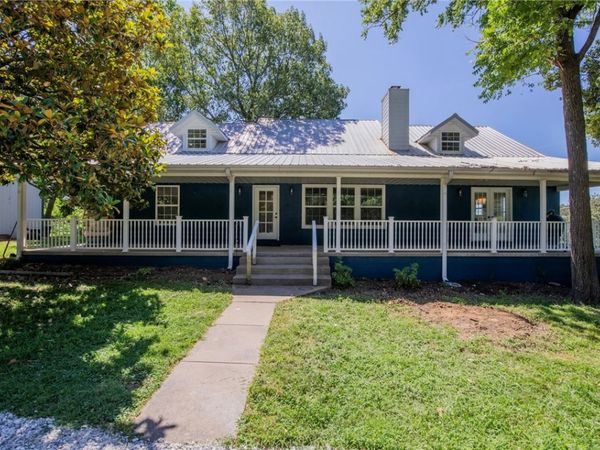 16723 Scenic Hills Drive , Siloam Springs, AR 72761