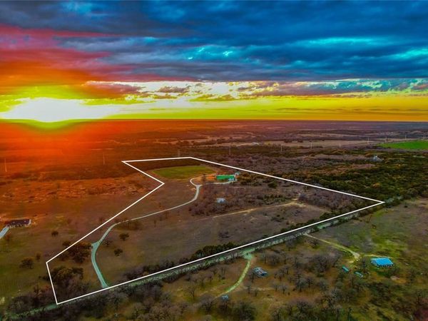 1436 County Rd 216, Iredell, TX 76649