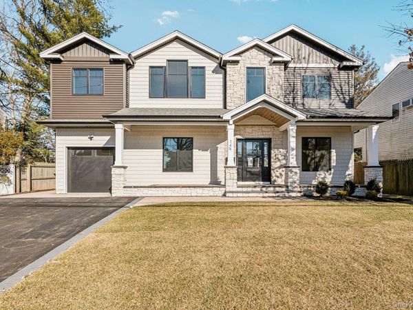 149 Harding Street, Massapequa Park, NY 11762