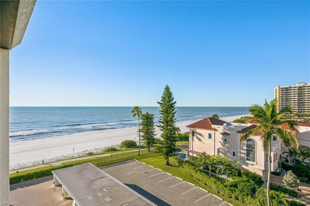 3951 Gulf Shore Blvd N, Unit 505, Naples, FL 34103 Photo