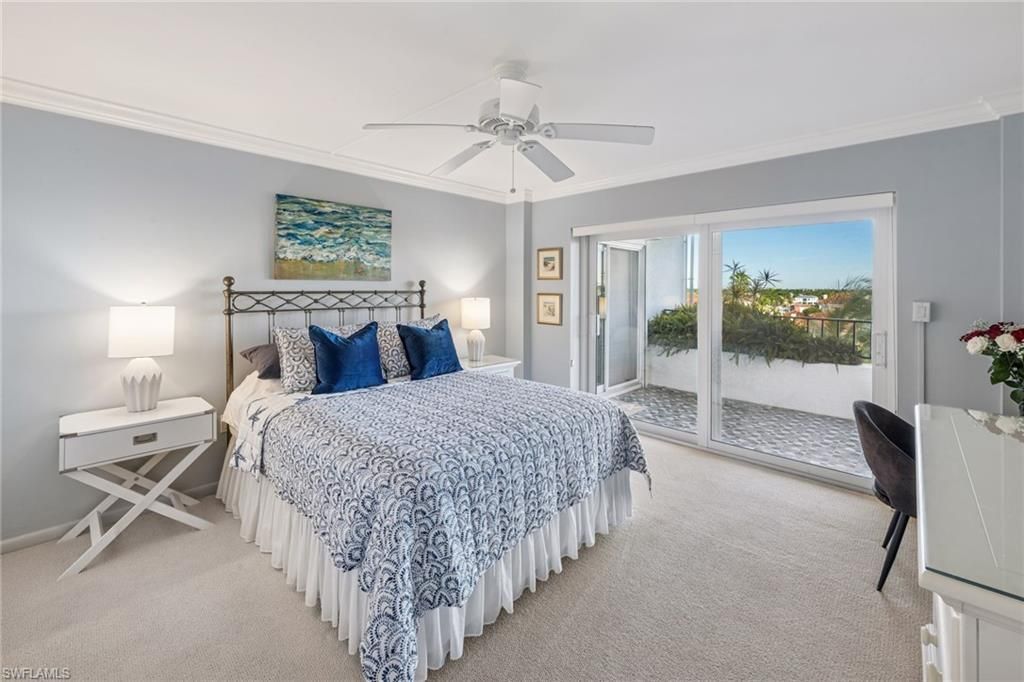 3951 Gulf Shore Blvd N, Unit 505, Naples, FL 34103 Photo