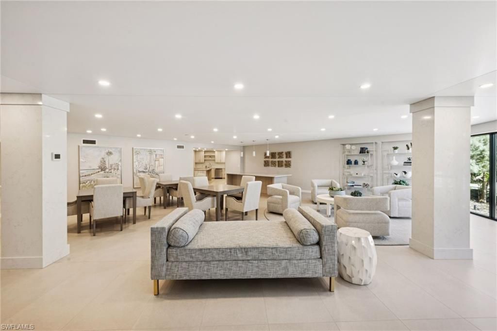 3951 Gulf Shore Blvd N, Unit 505, Naples, FL 34103 Photo