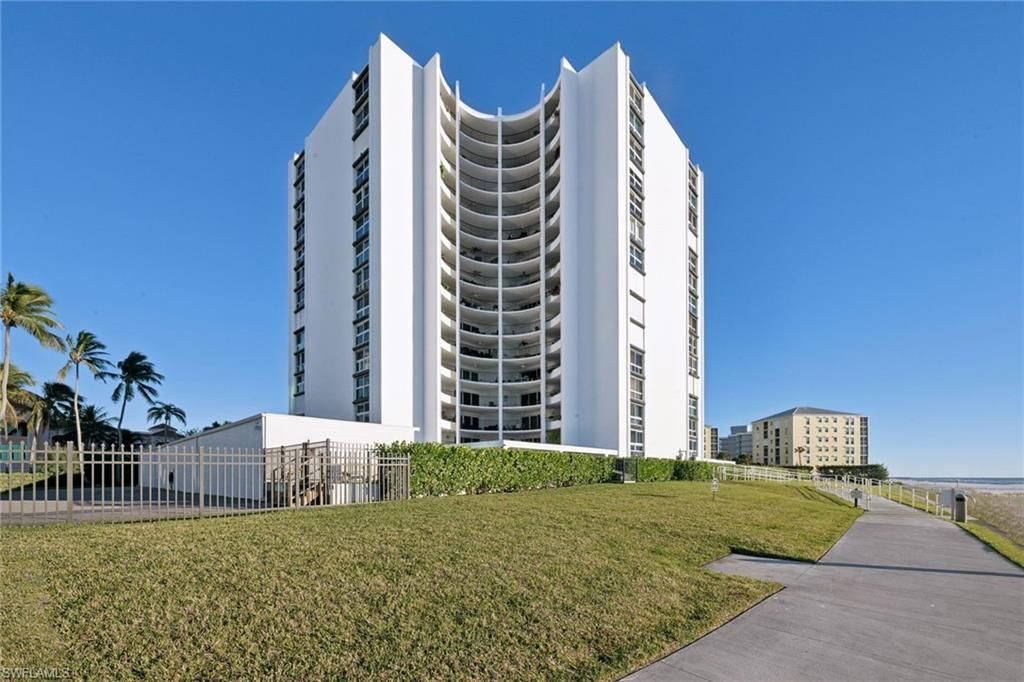 3951 Gulf Shore Blvd N, Unit 505, Naples, FL 34103 Photo