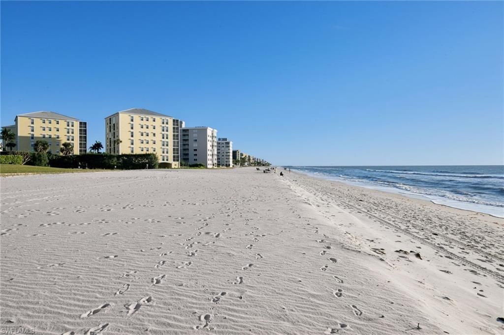 3951 Gulf Shore Blvd N, Unit 505, Naples, FL 34103 Photo