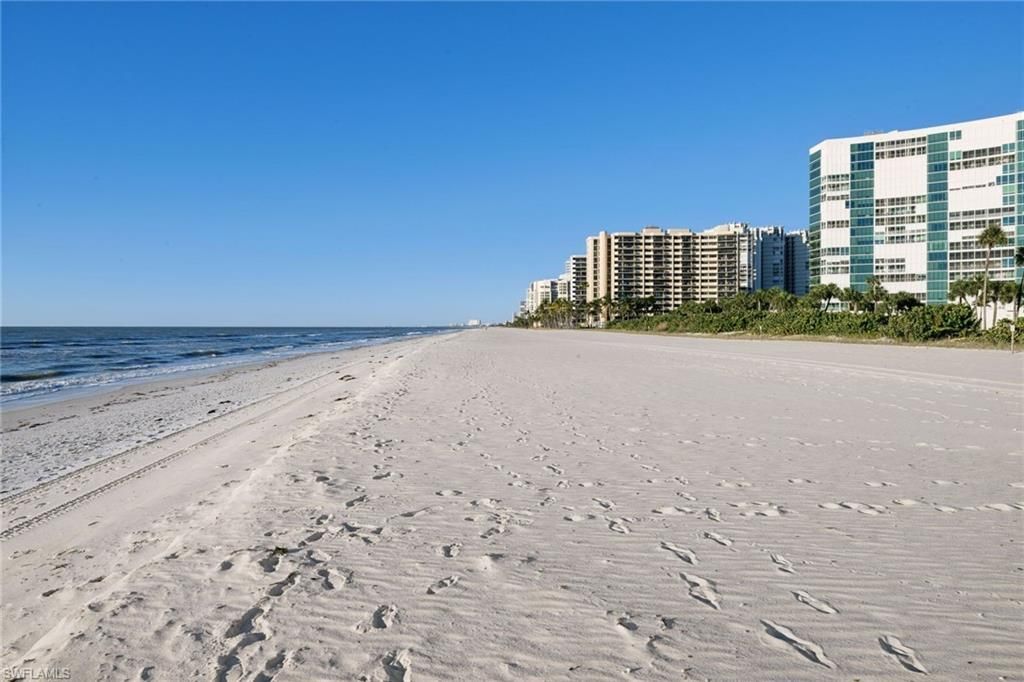 3951 Gulf Shore Blvd N, Unit 505, Naples, FL 34103 Photo