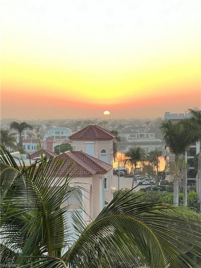 3951 Gulf Shore Blvd N, Unit 505, Naples, FL 34103 Photo