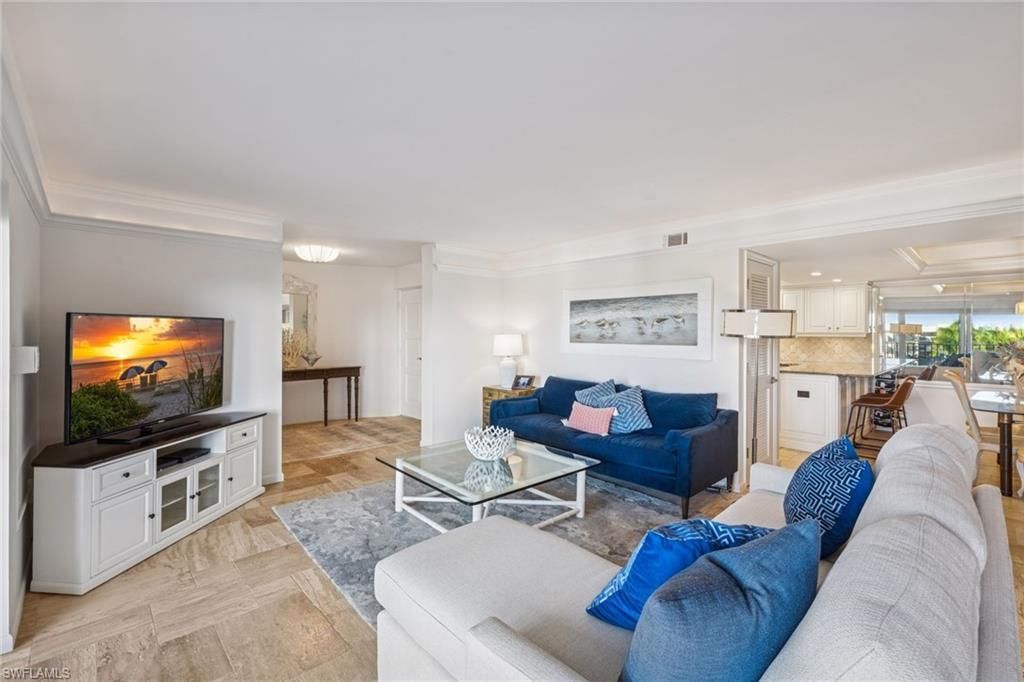 3951 Gulf Shore Blvd N, Unit 505, Naples, FL 34103 Photo