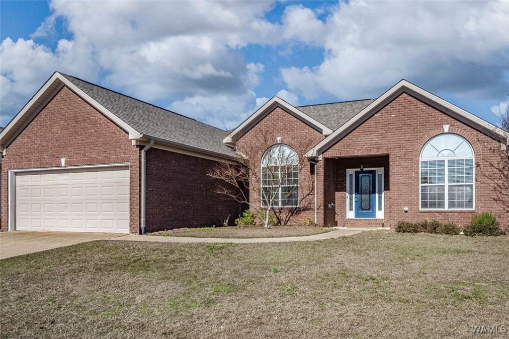 5112 Bristolwood Circle, Northport, AL 35475 Main Photo