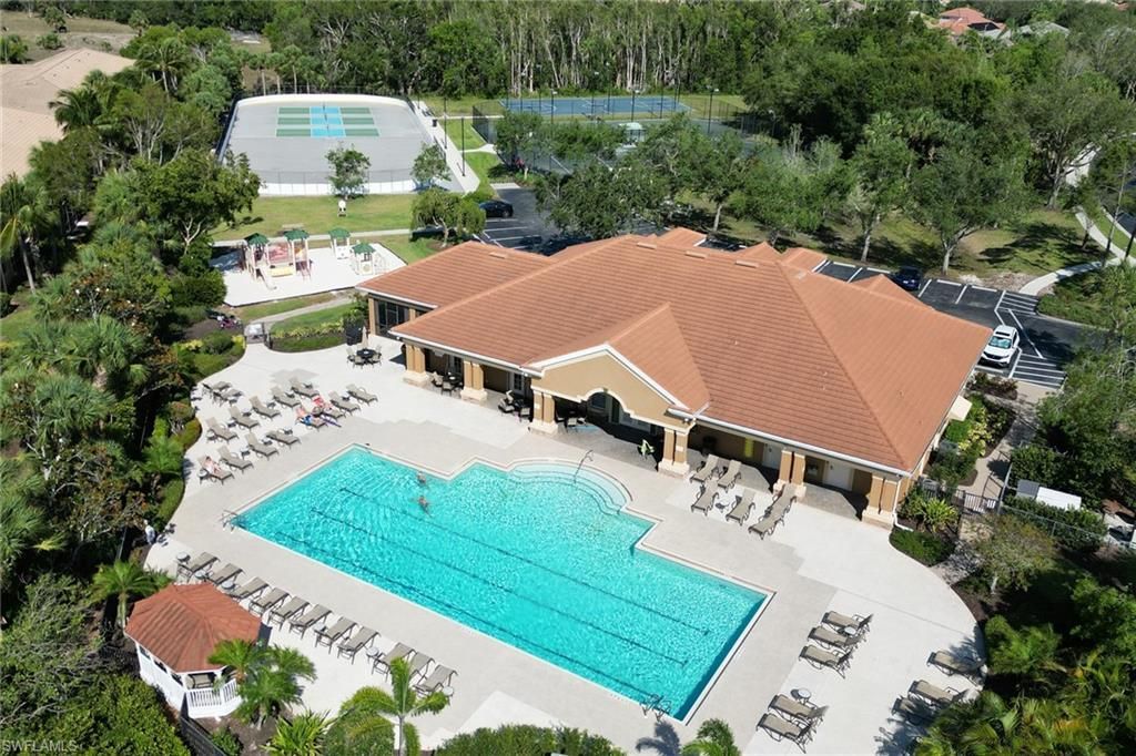 9801 Foxhall Way , Unit 4, Estero, FL 33928 Photo