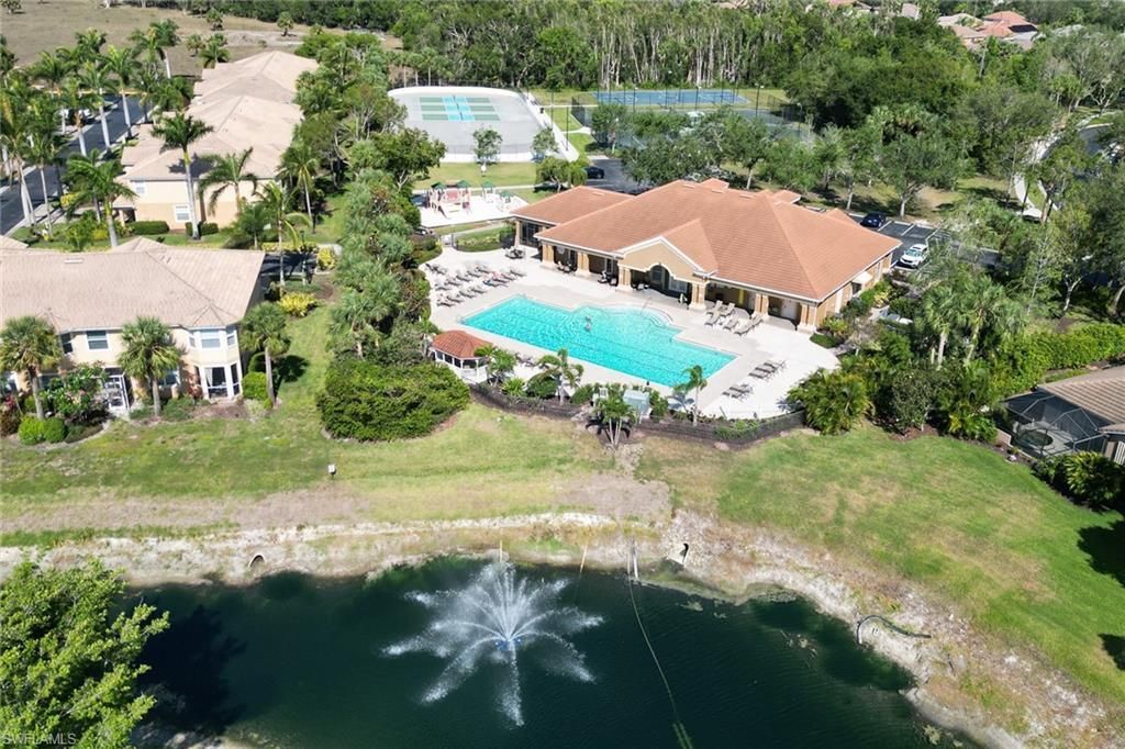 9801 Foxhall Way , Unit 4, Estero, FL 33928 Photo