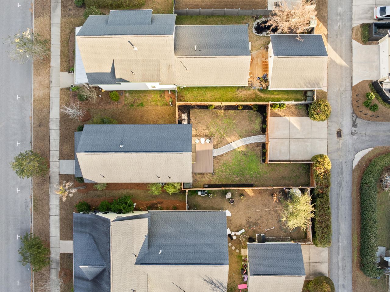 615 Long Meadow Street Photo 15