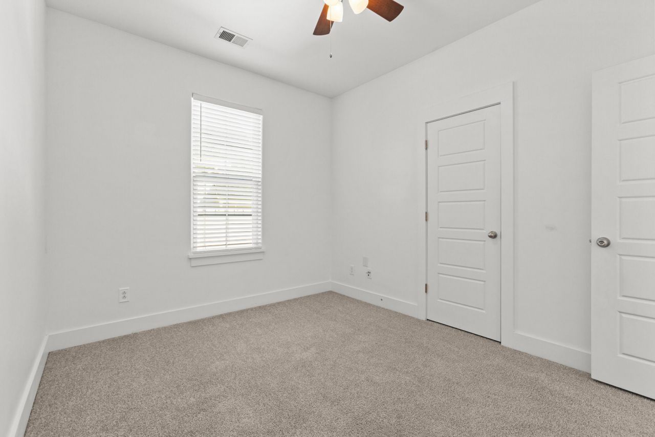 615 Long Meadow Street Photo 22