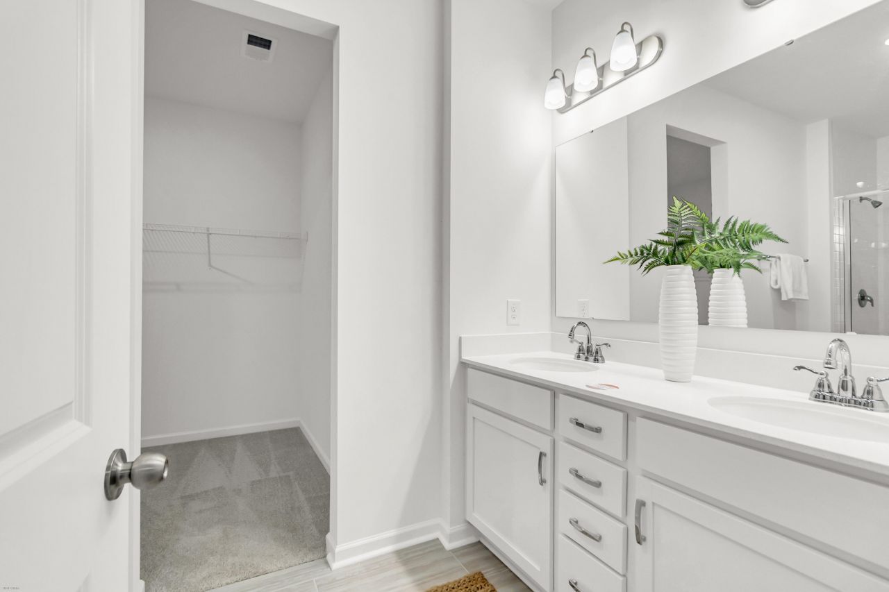 1025 Mourning Warbler Way Photo 22