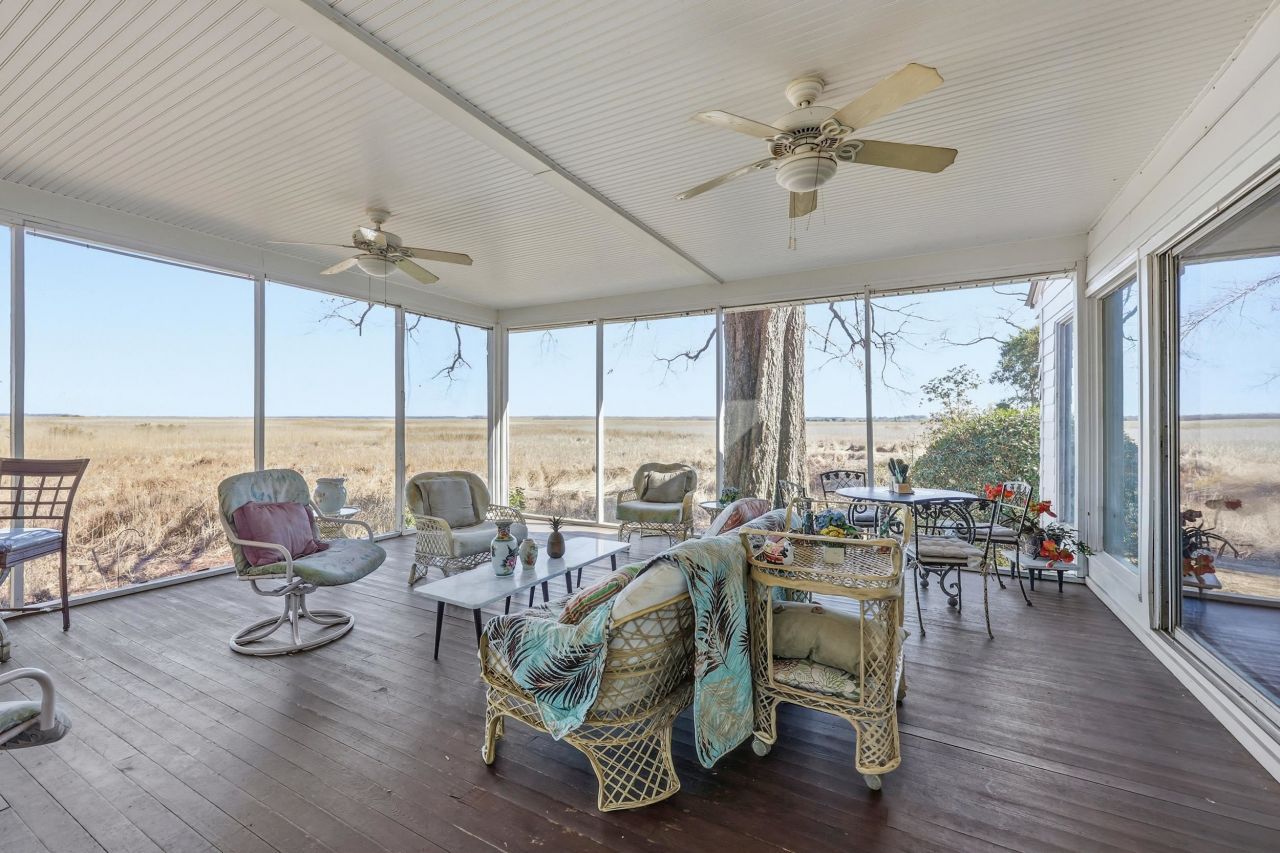 613 Cypress Ct. Photo 10