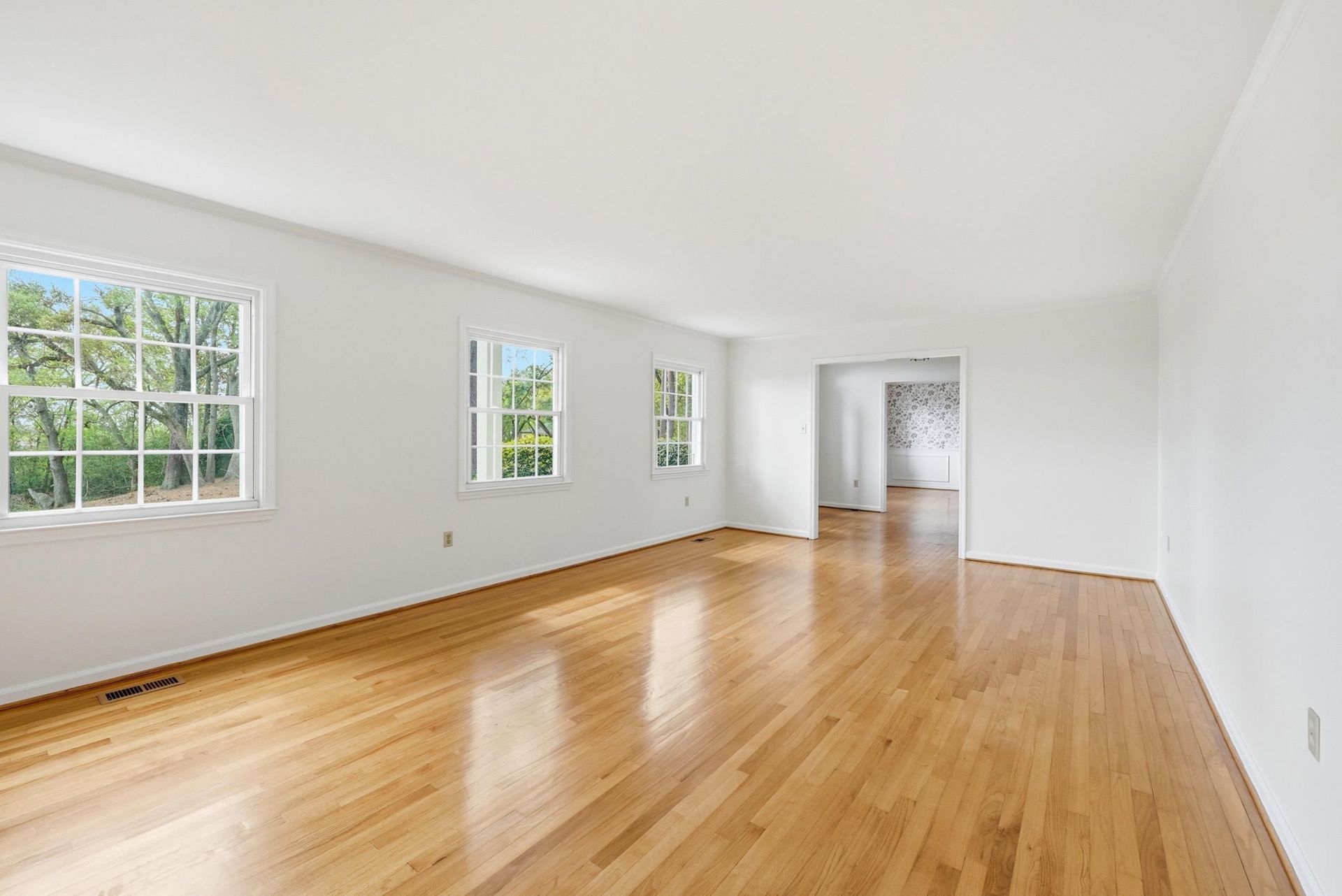 613 Cypress Ct. Photo 15