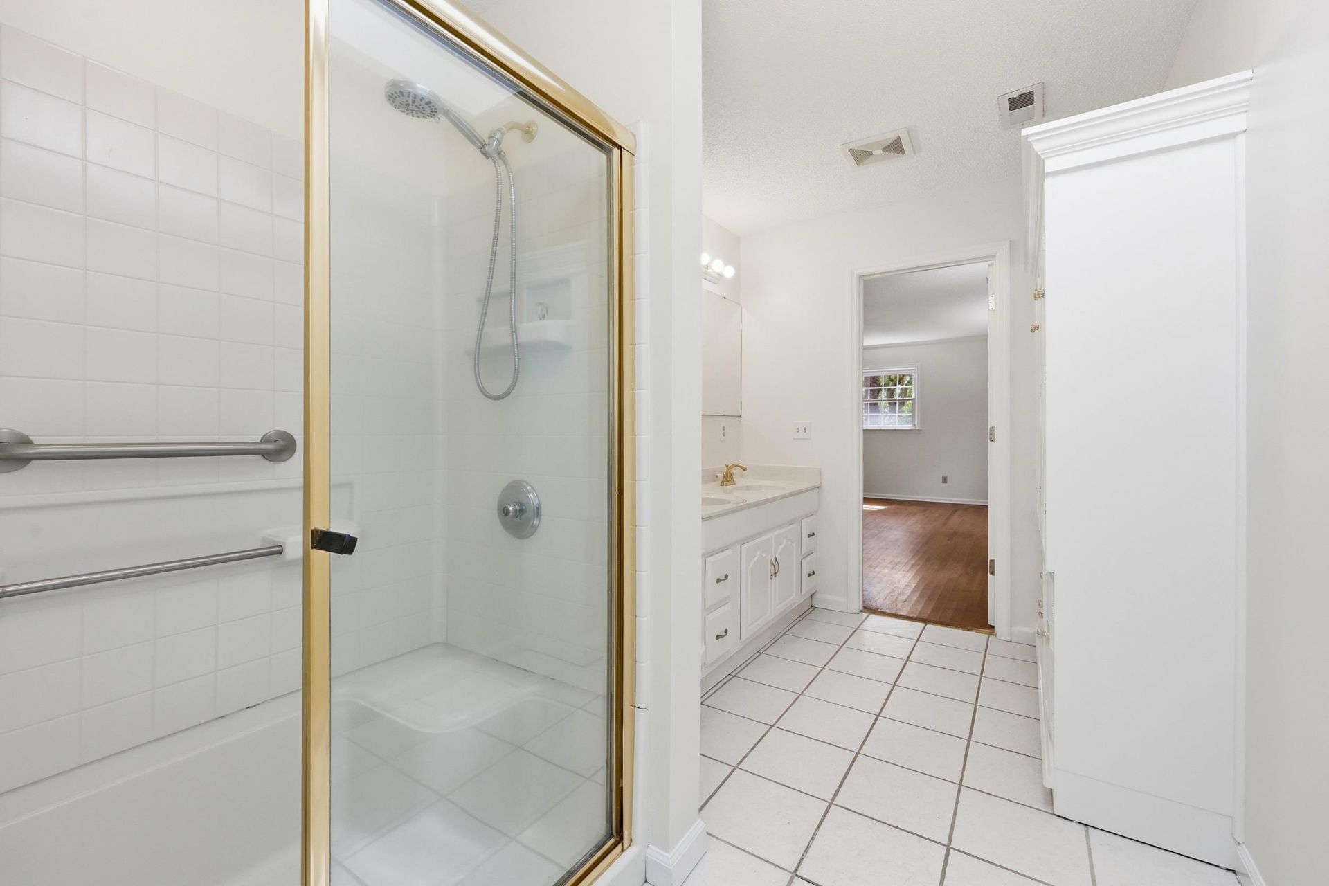 613 Cypress Ct. Photo 24