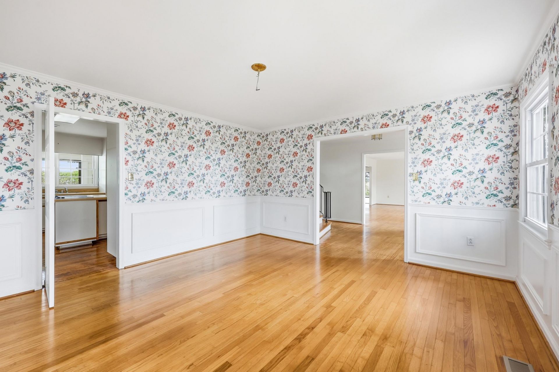 613 Cypress Ct. Photo 4