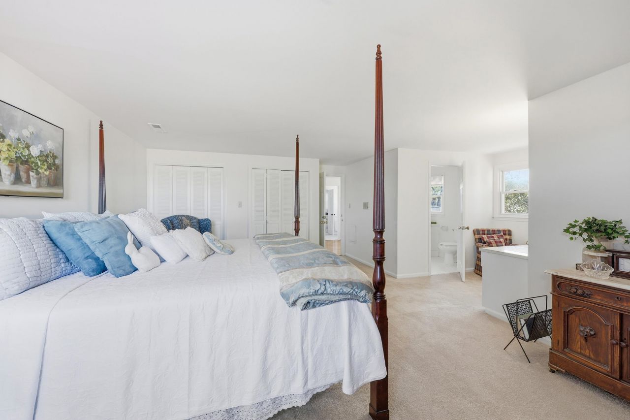 613 Cypress Ct. Photo 8