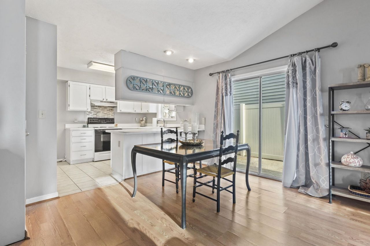 811 9th Ave. S Photo 17