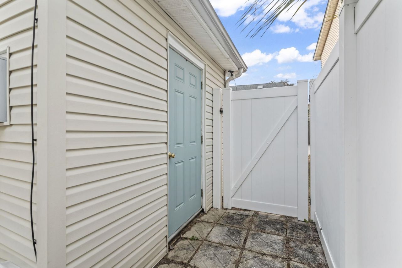 811 9th Ave. S Photo 27