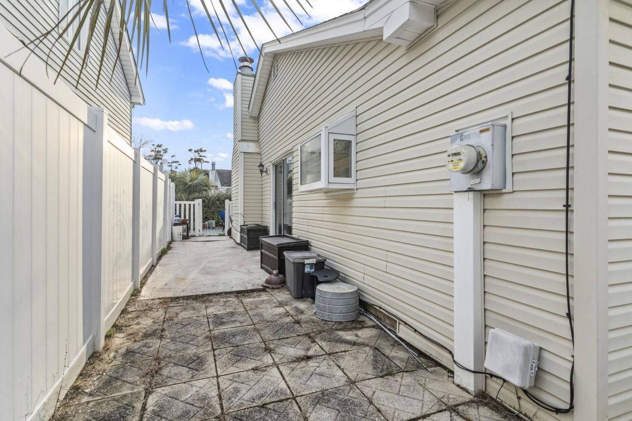 811 9th Ave. S Photo 31