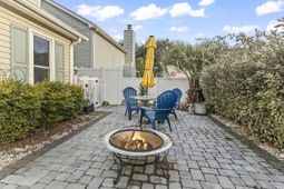 811 9th Ave. S photo 4