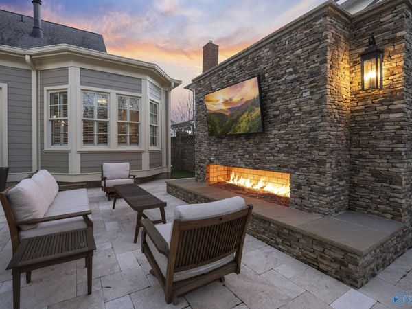 5 Chittamwood Drive, Huntsville, AL 35802