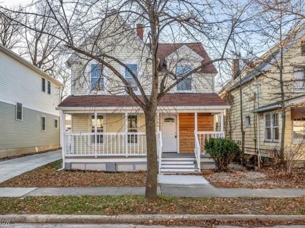 1566 Winchester Avenue, Lakewood, OH 44107