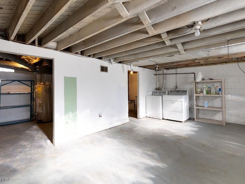 1612 Oakwood Avenue, Akron, OH 44301 Photo 18