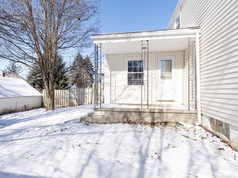 1612 Oakwood Avenue, Akron, OH 44301 Photo 2