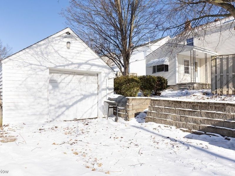 1612 Oakwood Avenue, Akron, OH 44301 Photo 23